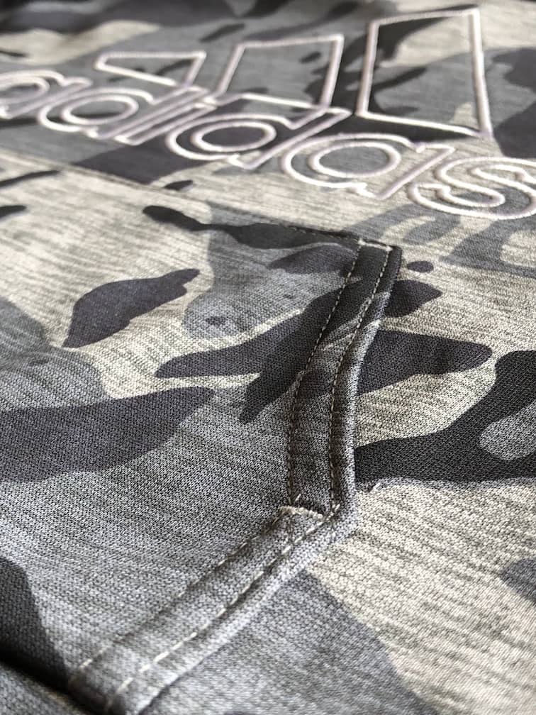 Poleron Adidas Niño Camuflaje Gris - Cozy Kids